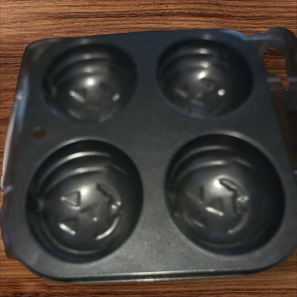 Unbranded Pumpkin Muffin Pan‎ Unisex OS Black Halloween Jack-O-Lantern Bakeware